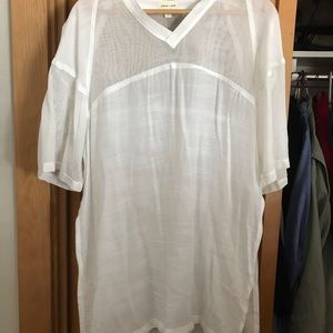 Trendy mesh V neck Tee